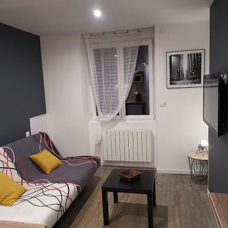 Studio Cosy Au Pied Du Metro Flachet Villeurbanne Exterior foto